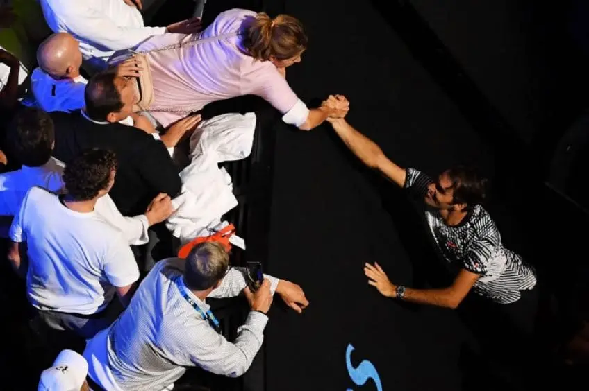 ''Grande différence entre les Trois Grands '', déclare Yoshihito Nishioka