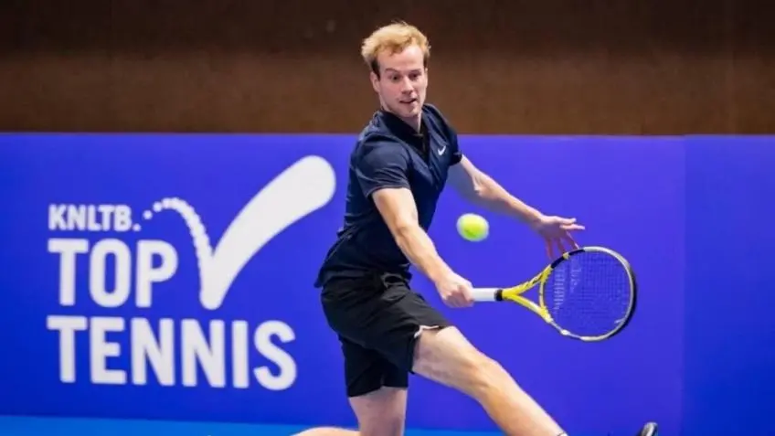 Le qualifié Botic van de Zandschulp réagit à sa victoire étonnante contre Schwartzman