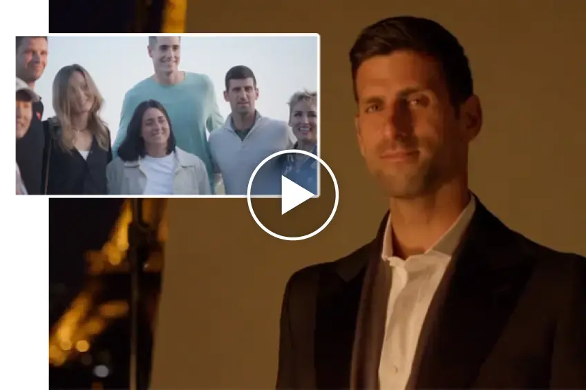 Novak Djokovic fait la fête sur un toit de Paris avec des joueurs de la PTPA 