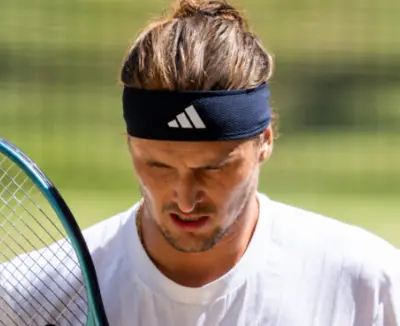 Halle : La série de victoires d'Alexander Zverev s'arrête à 10 après un temps mort médical en dehors du court.