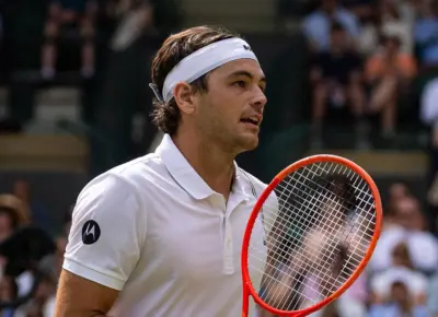 Taylor Fritz déclare que son problème au genou a perturbé sa concentration lors de sa défaite à Wimbledon contre Alexander 