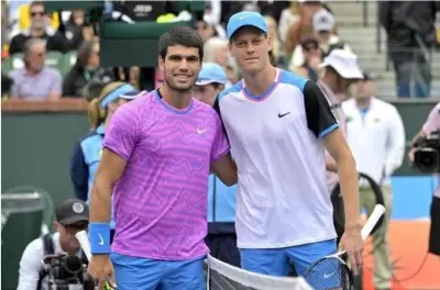 Patrick McEnroe loue Sinner mais révèle pourquoi Alcaraz attire plus de fans