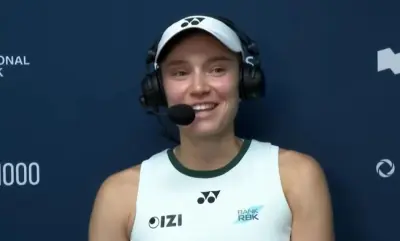 Vidéo : la réponse hilarante d’Elena Rybakina à une nouvelle question sur la place de numéro 1 mondiale