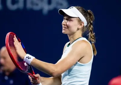 Cincinnati : Elena Rybakina rebondit après sa défaite en finale à Toronto avec une victoire tranquille