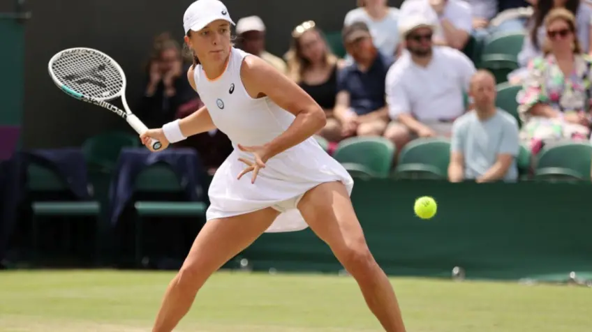 Patrick McEnroe explique pourquoi Iga Swiatek n'est pas favorite à Wimbledon