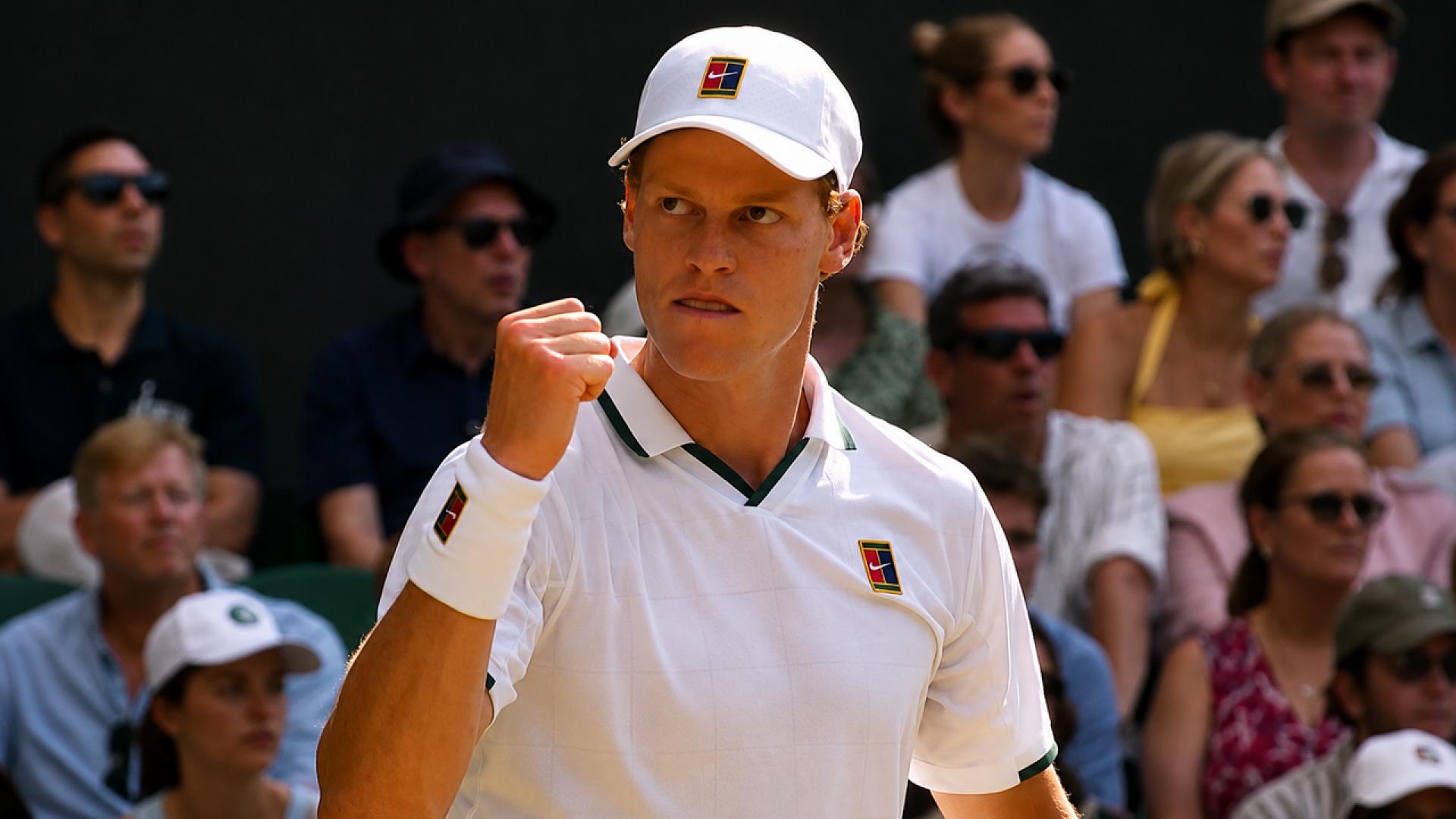 Jannik Sinner réalise un exploit à Wimbledon inédit depuis Bjorn Borg et Boris Becker.