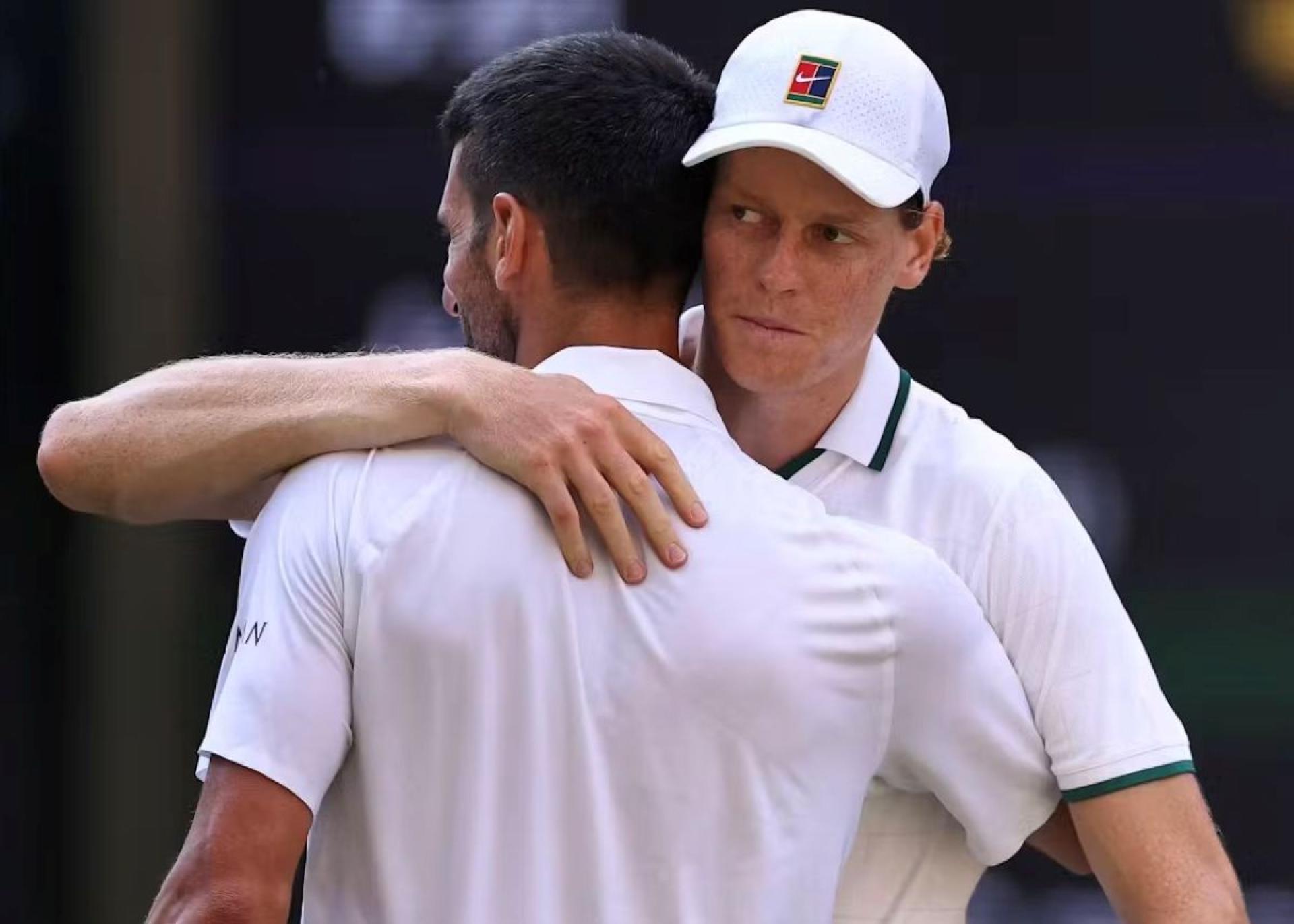Rennae Stubbs révèle l'acte de Novak Djokovic dans les vestiaires après la défaite de Jannik Sinner