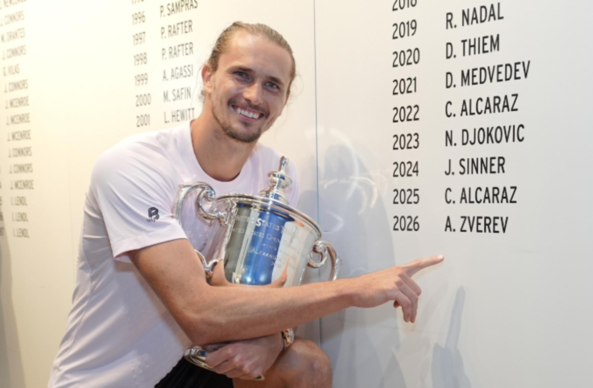 Boris Becker dénonce les critiques « incroyablement irrespectueuses » visant les victoires d’Alexander Zverev en Grand Chel